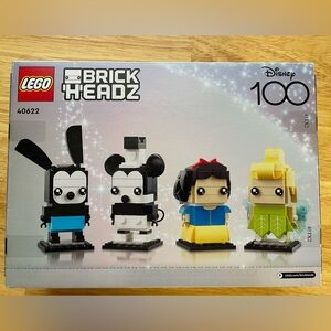 LEGO BrickHeadz Disney Characters Set - Black, White, Blue, Yellow